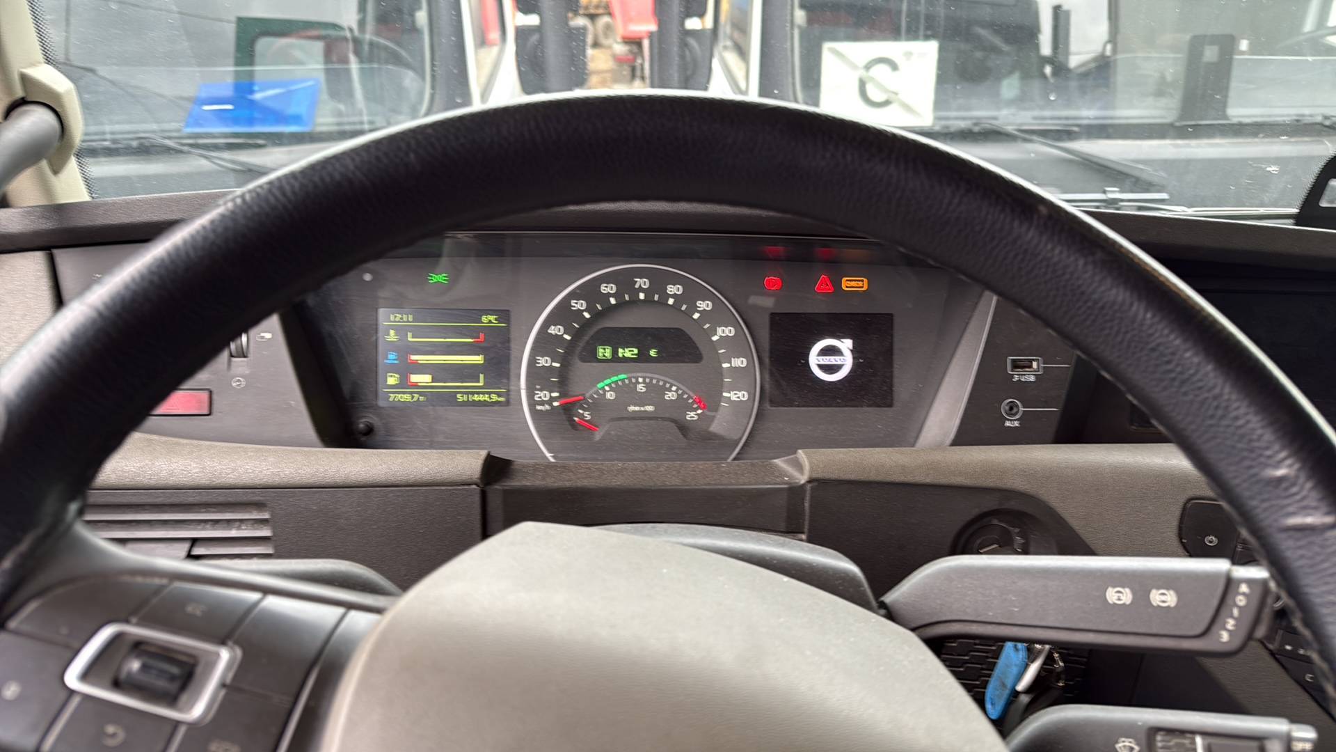 Volvo FH 460 4x2 (FH Globetrotter) Лот 000008109