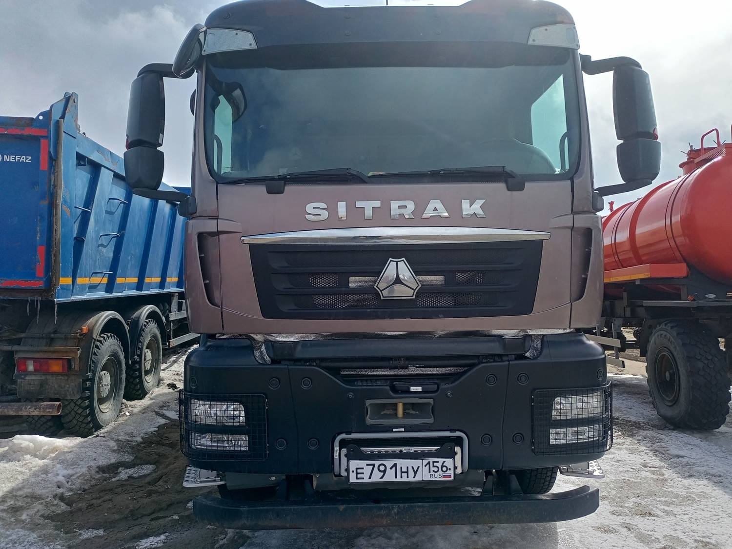 Sitrak C7H MAX ZZ3256V384ME Лот 000002462