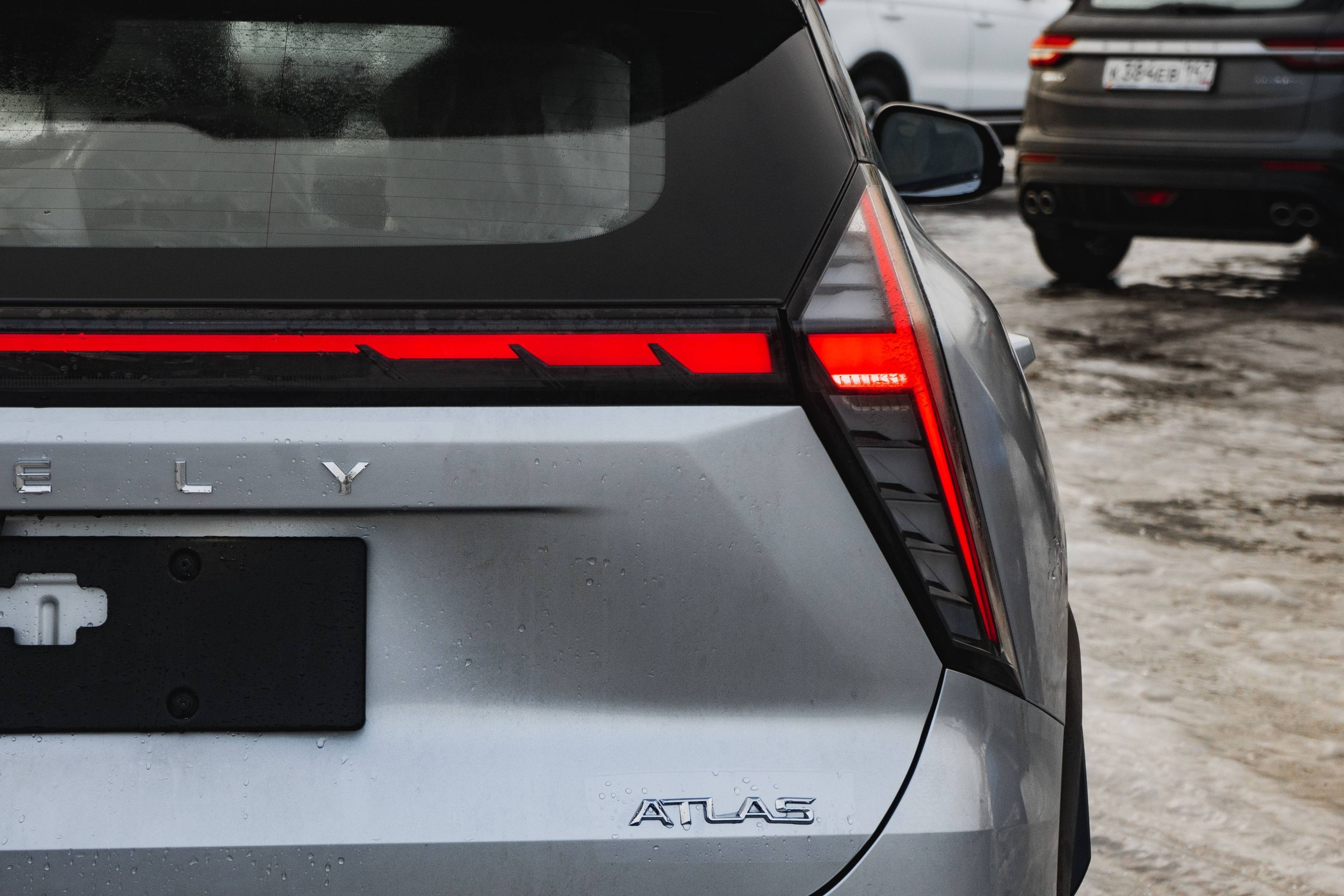 Geely Atlas Flagship 2.0T 8AT 4WD