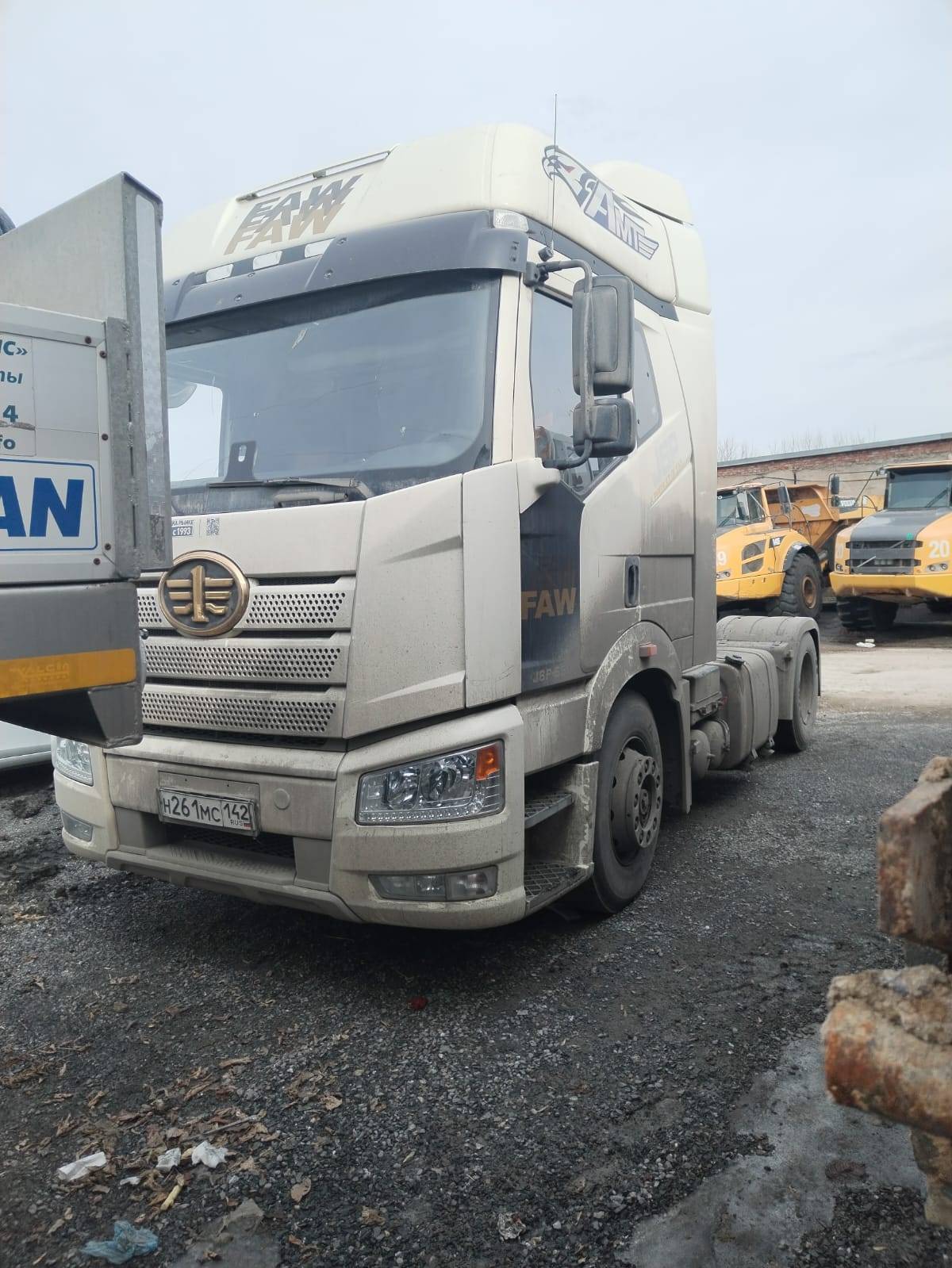 FAW JH6 ORYX 4x2