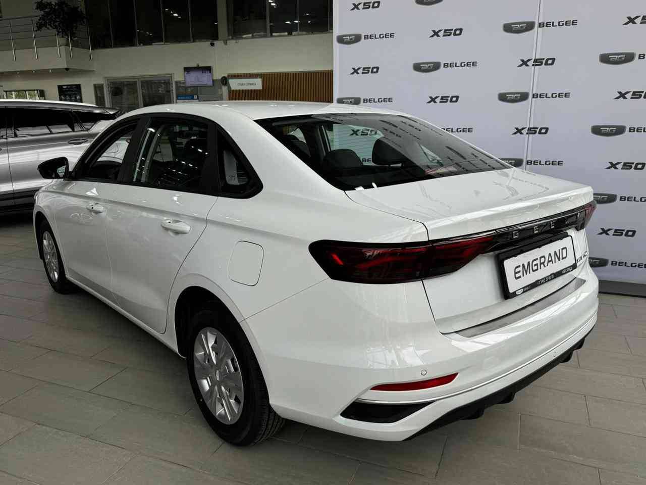 Geely Emgrand Flagship 1.5 AT