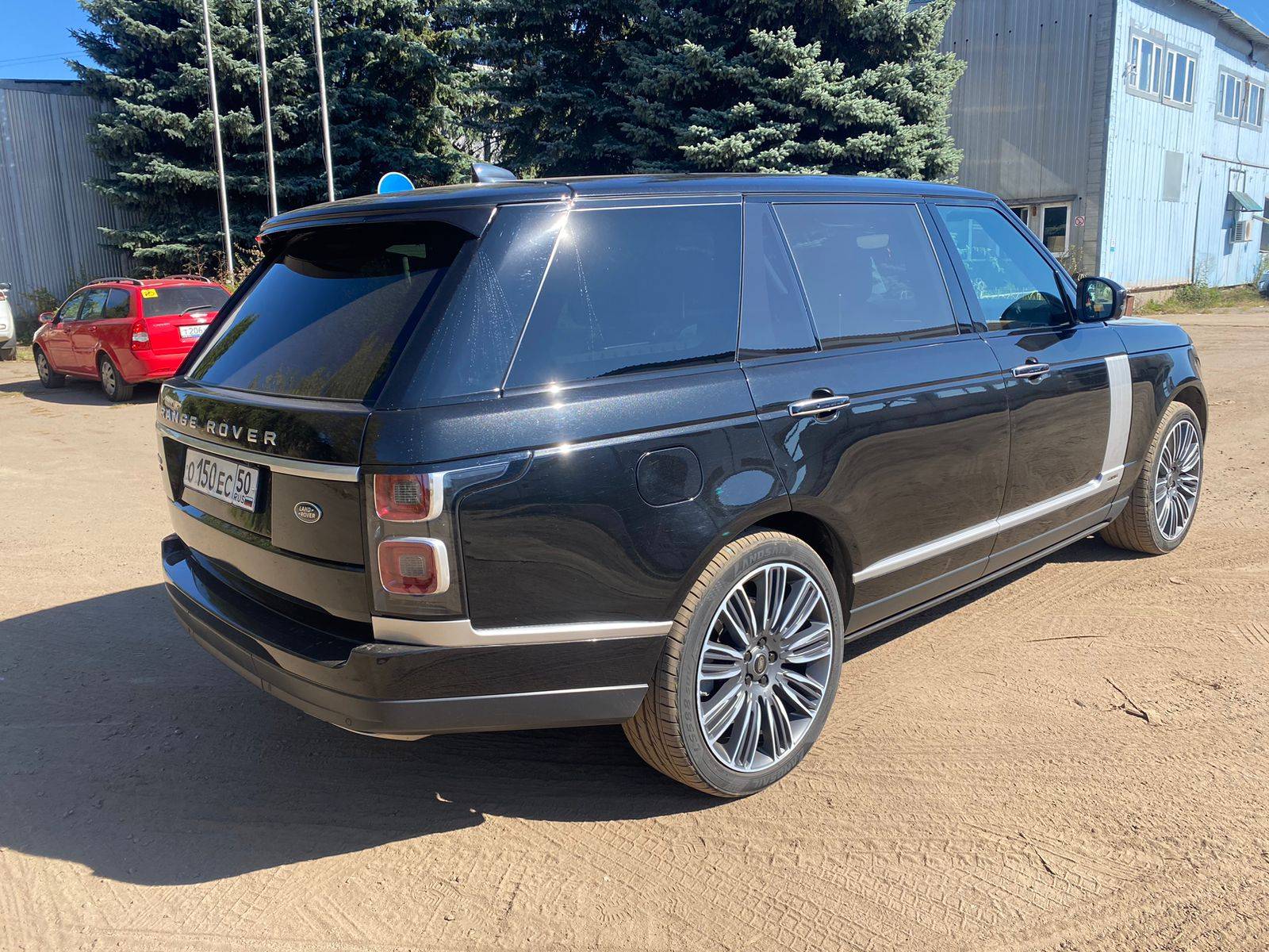 Land Rover Range Rover Лот 000004300