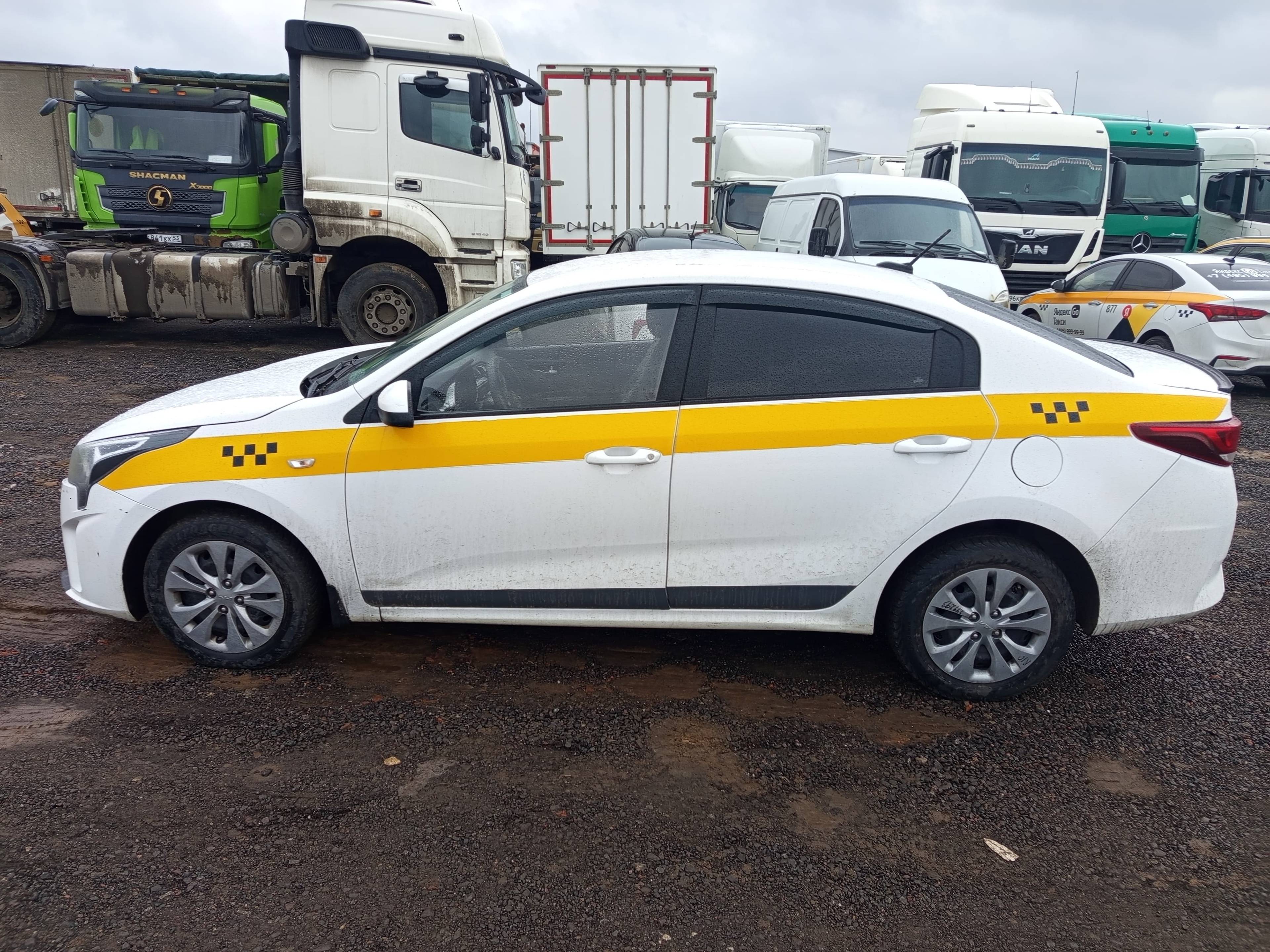 KIA Rio Лот 000008390