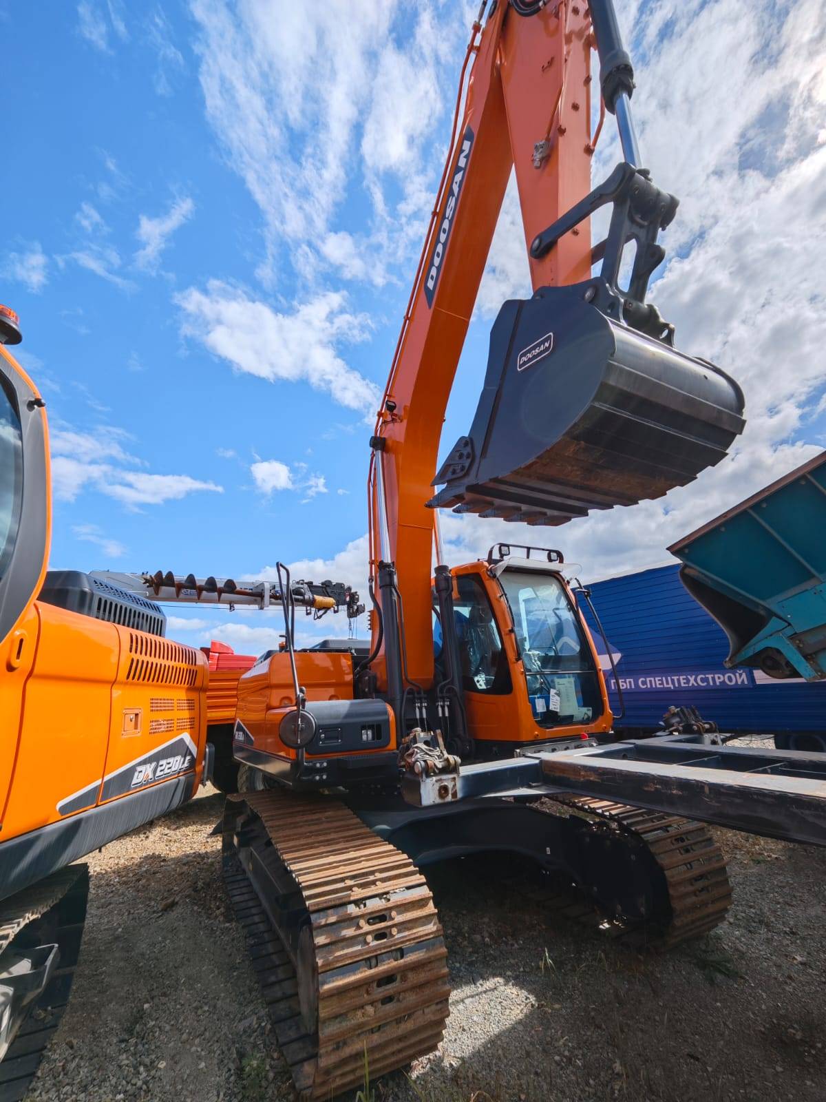 DOOSAN/DEVELON DX200A-7M Лот 000002918