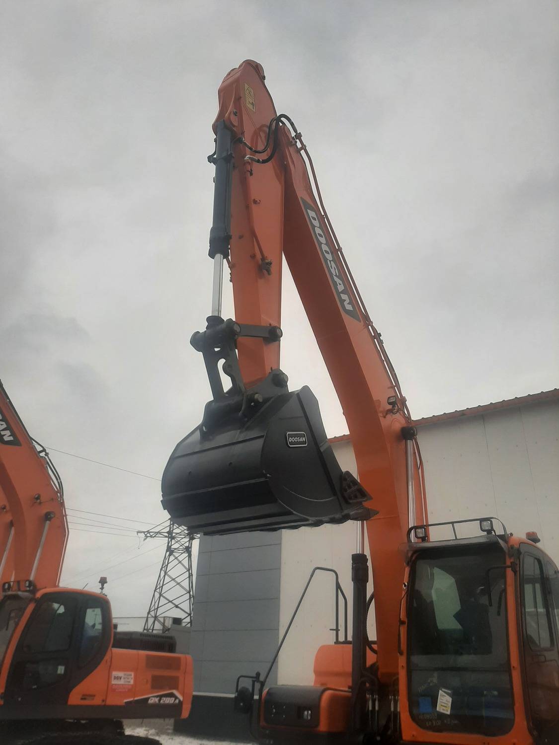 DOOSAN/DEVELON DX200A-7M Лот 000002918