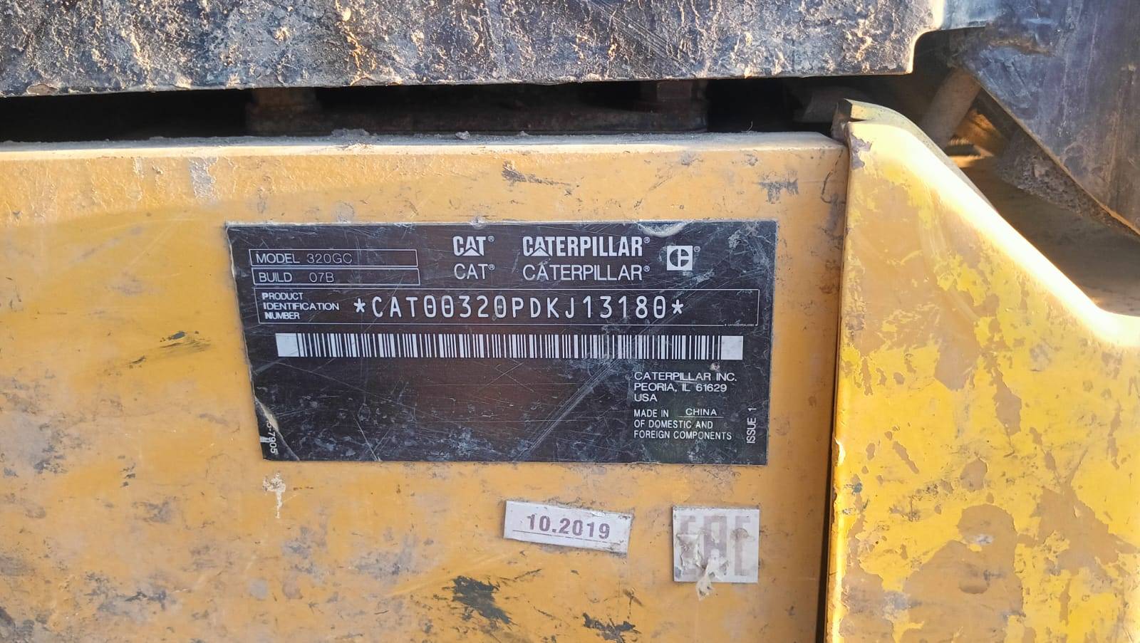 CATERPILLAR 320GC Лот 000003725