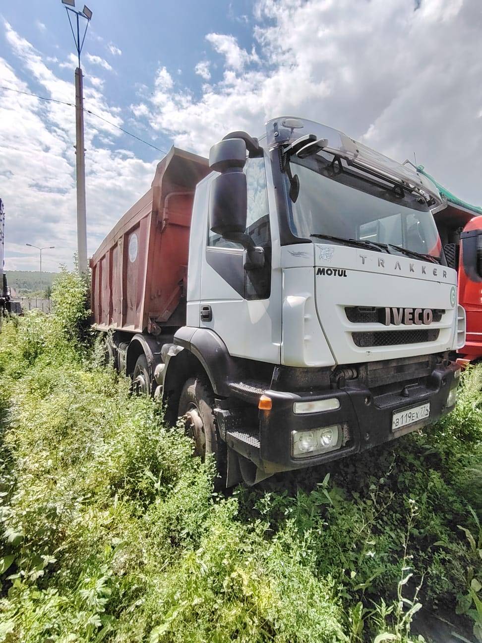 IVECO AMT 458106 8x4 (AD410T42H) Лот 000002050