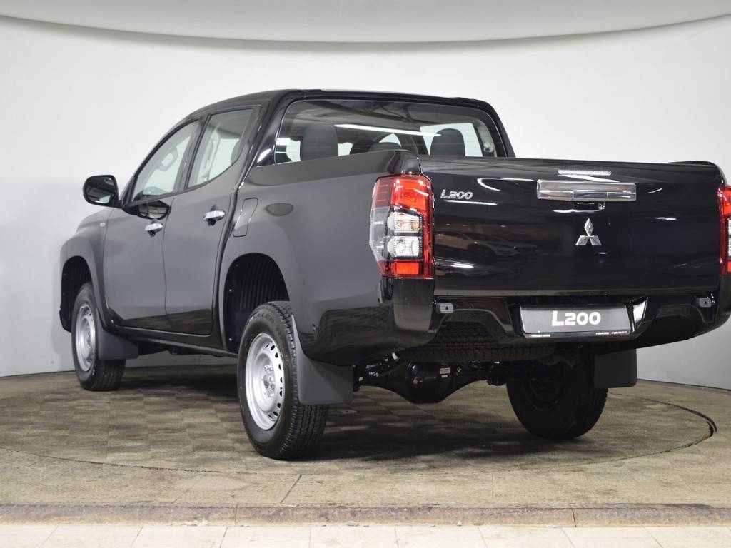 Mitsubishi L200 DC GL 2.4d 6MT