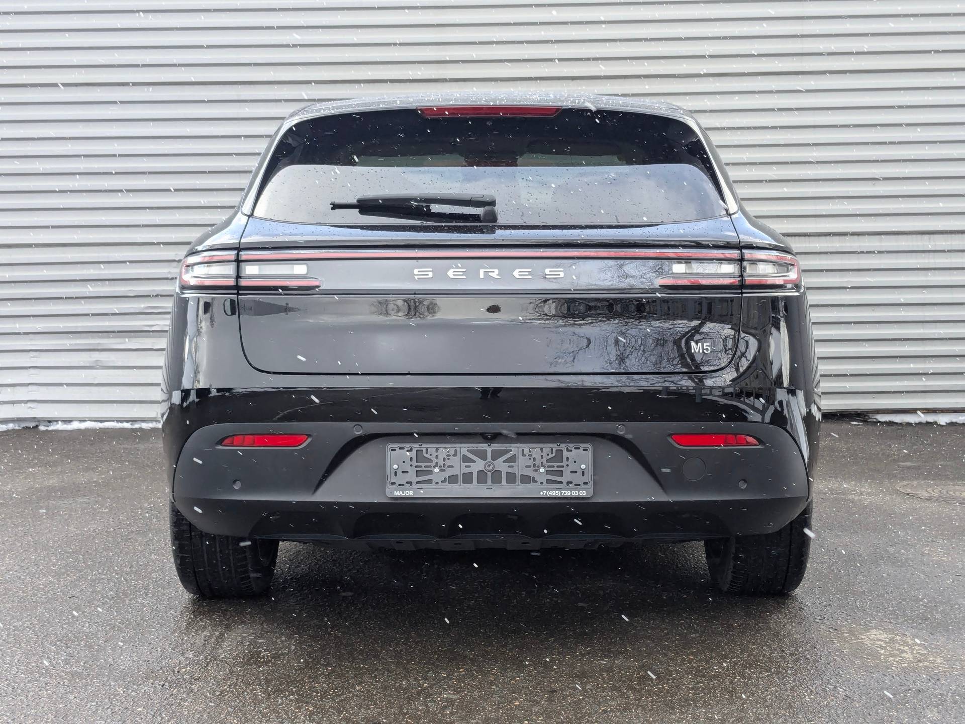 Seres M5 Premium 1.5hyb AT 4WD