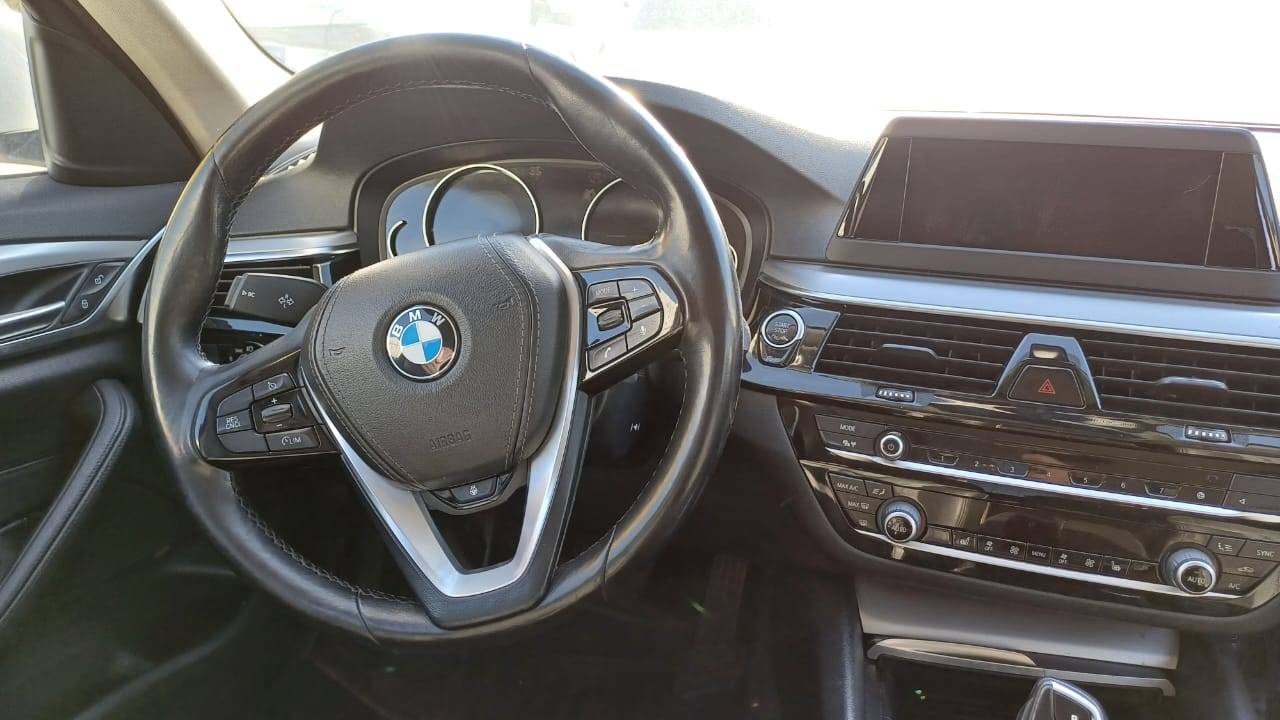 BMW 5 серия Лот 000004639