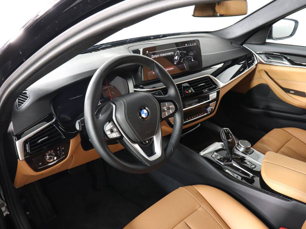 BMW 5 серия 520d xDrive Business