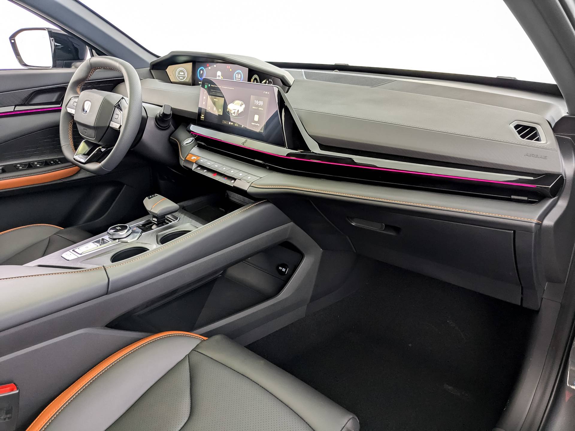 Changan Uni-V 1.5 7DCT Tech  