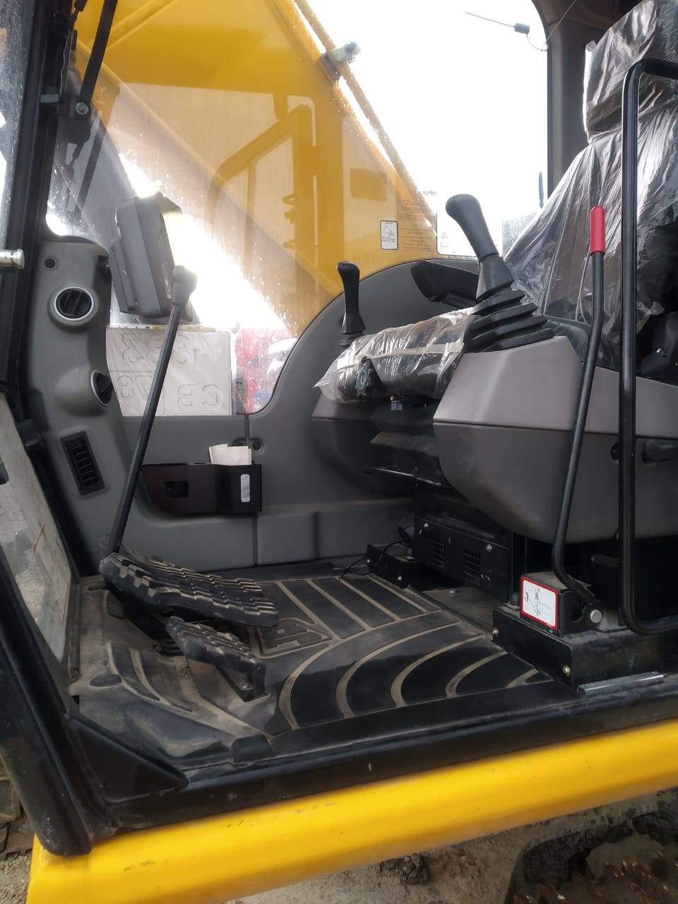 JCB JS205LC Лот 000004758