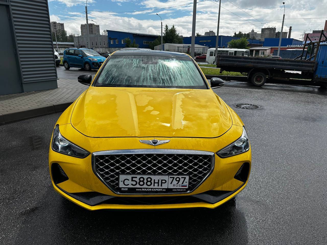 Genesis G70 Лот 000000522