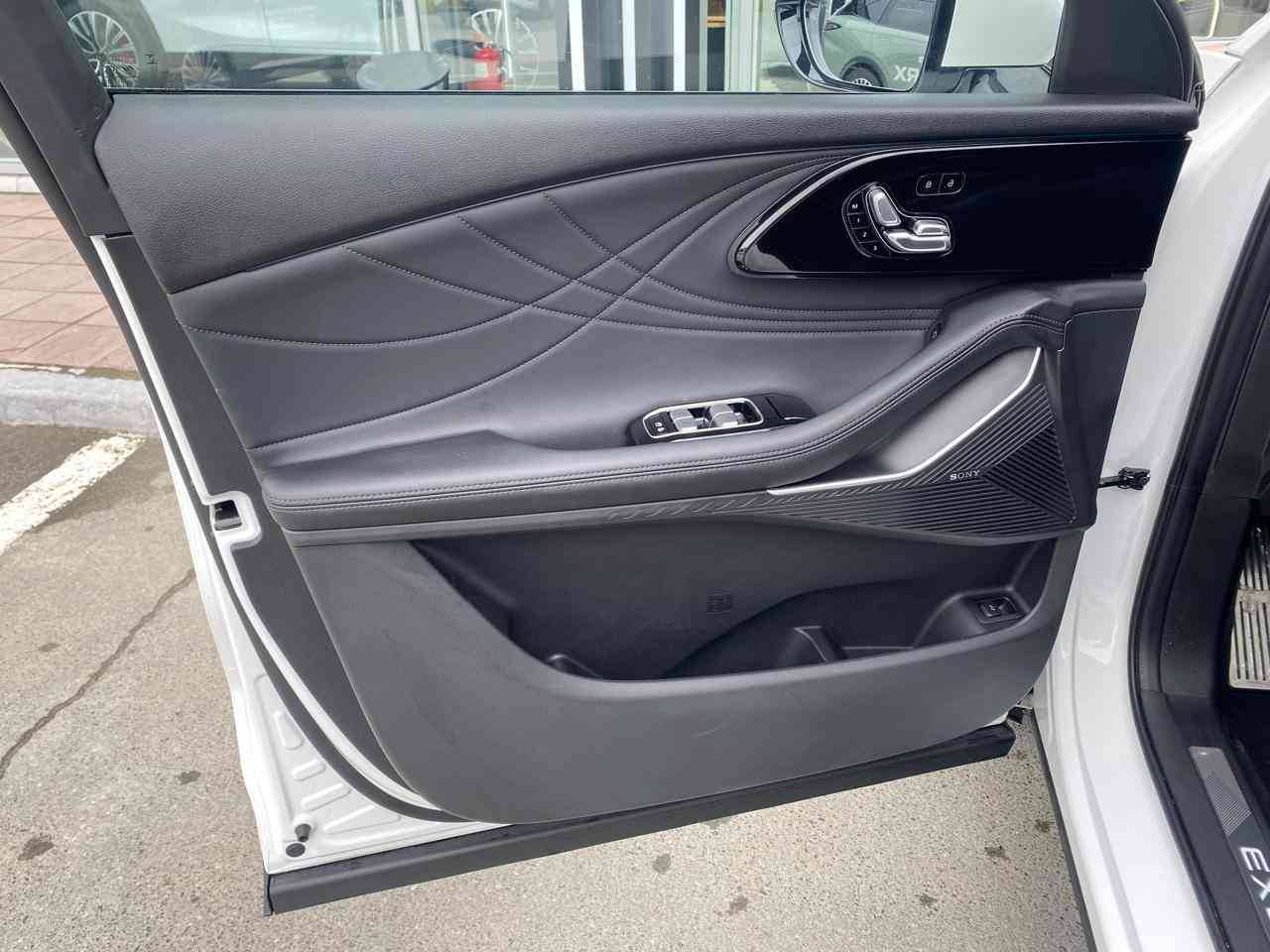 EXEED RX Premium 2.0 TGDI 8AT AWD