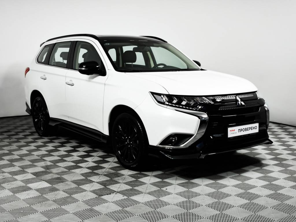 Mitsubishi Outlander Ultimate Beige 2.4 CVT 4WD