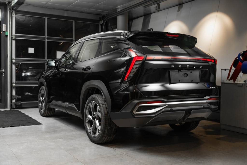 Geely Atlas Flagship 2.0T 8AT 4WD