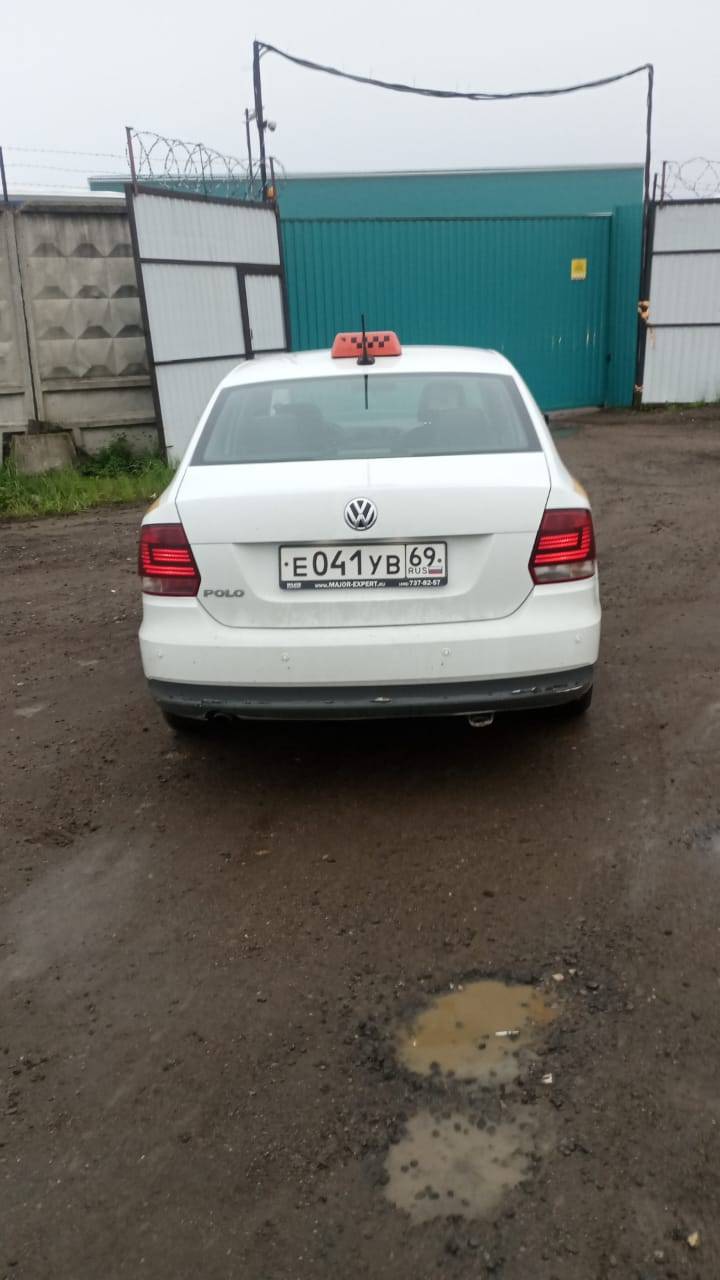 Volkswagen Polo Лот 000002944