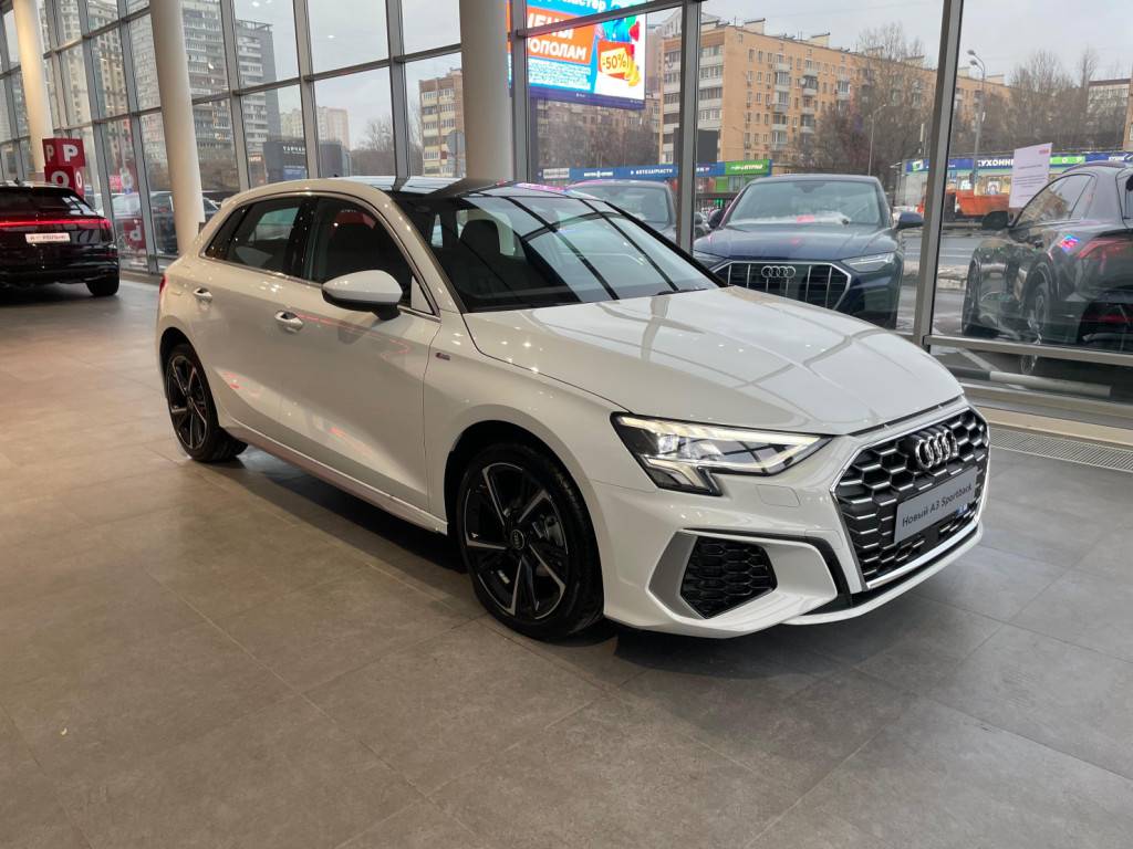 Audi A3 Sedan Sport 35 TFSI tiptronic