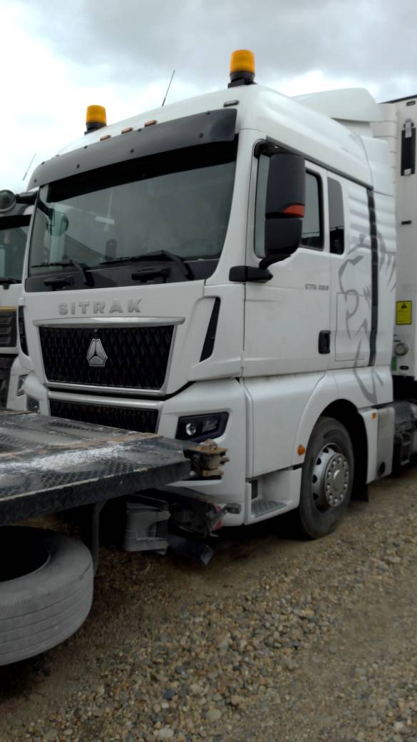 Sitrak ZZ4186V391HE