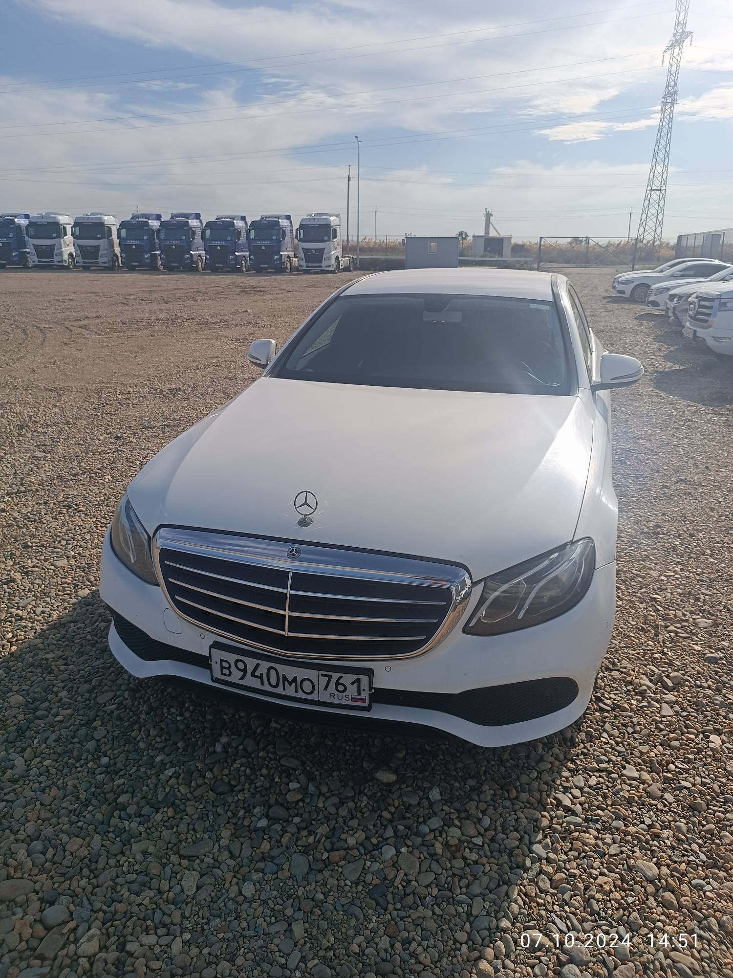 Mercedes-Benz E седан