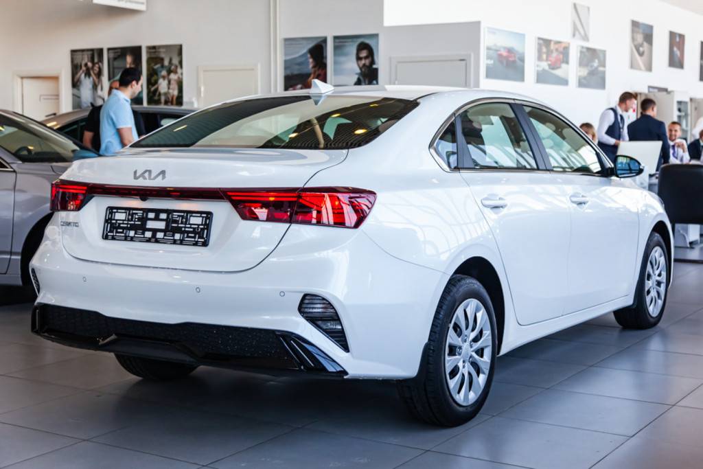 KIA Cerato Luxe 1.6 6AT