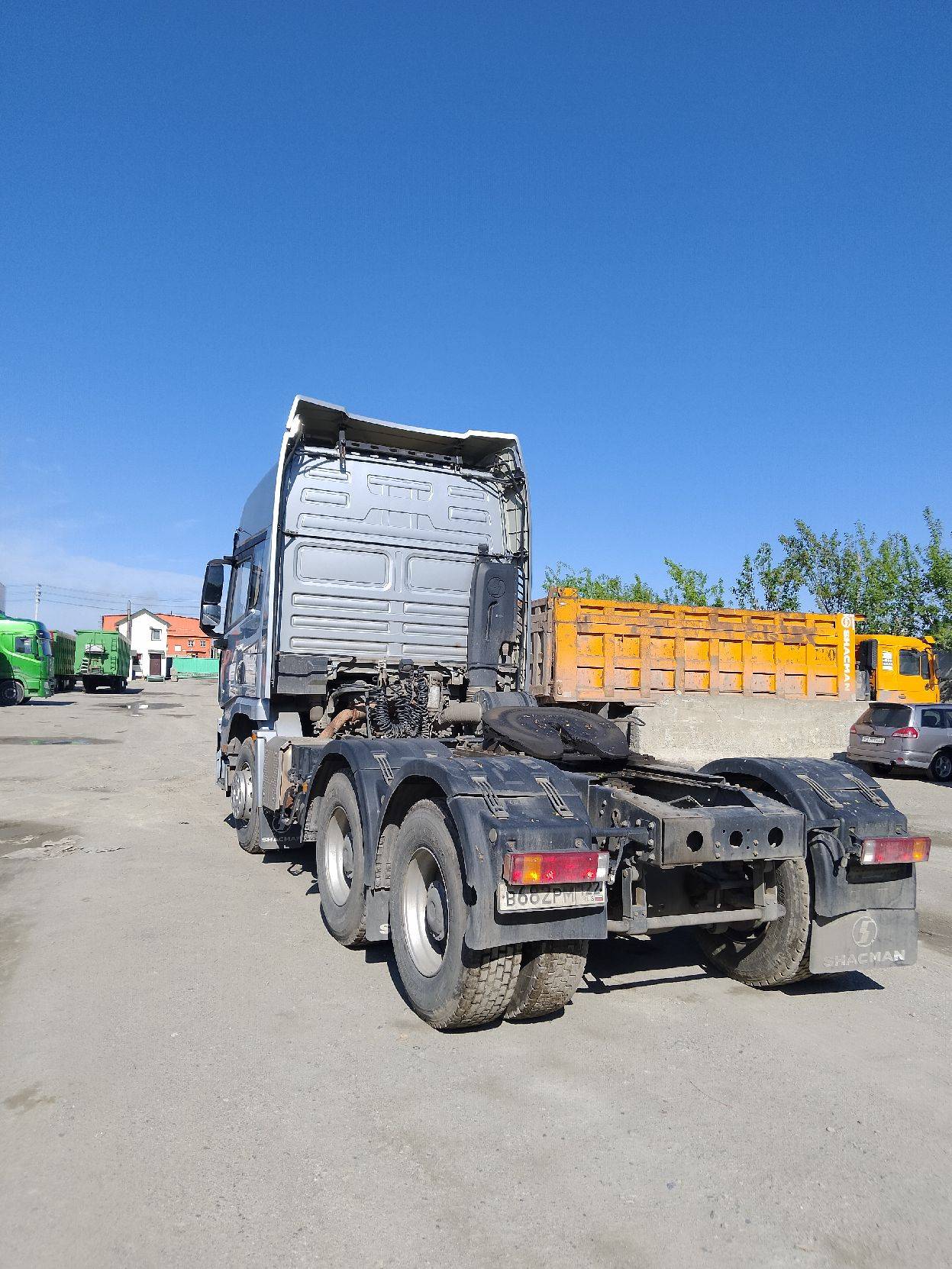 Shacman SX42584V324 Лот 000006456