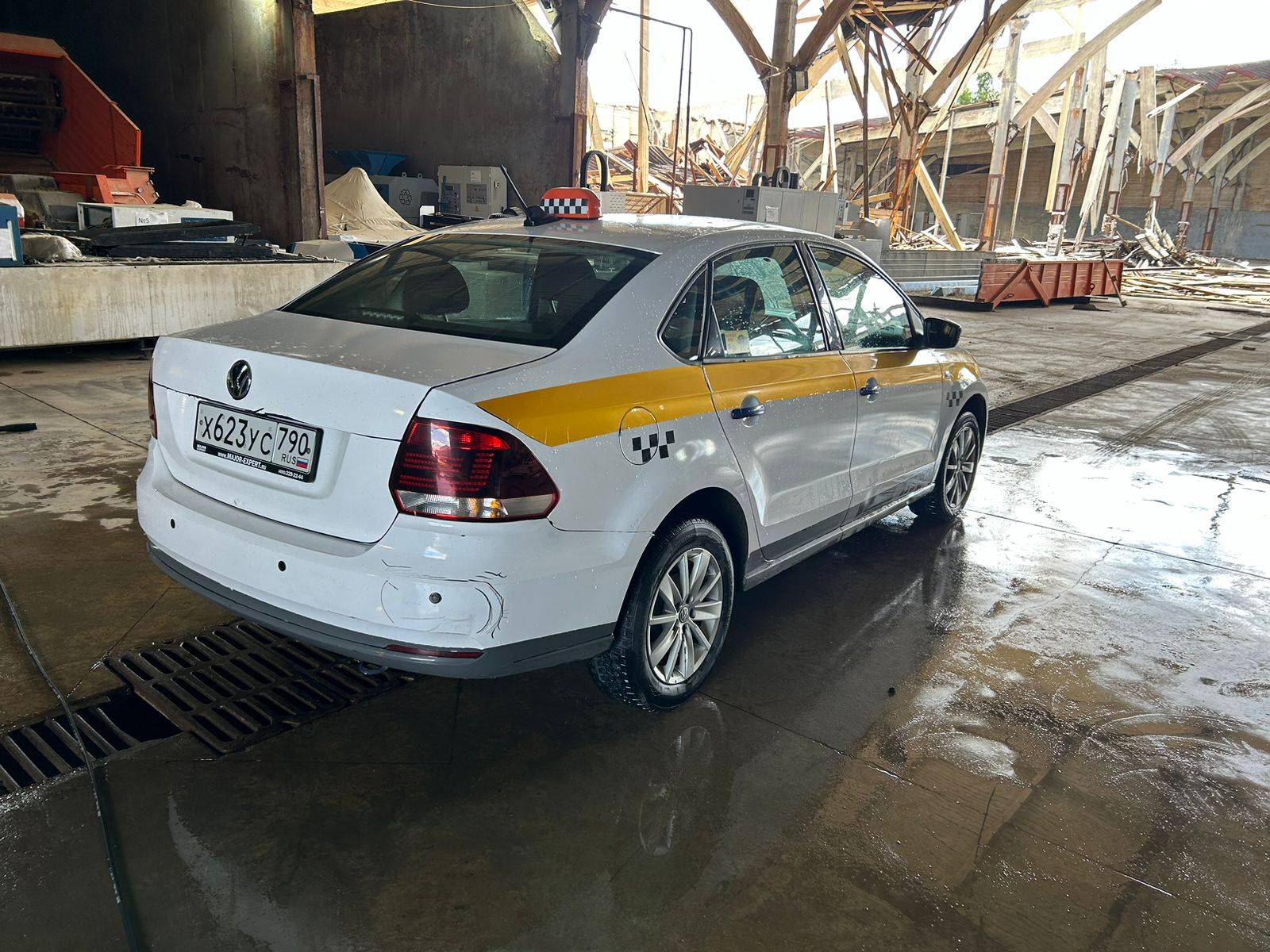 Volkswagen Polo Лот 000003106