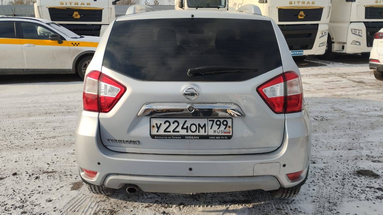 Nissan Terrano Лот 000006236