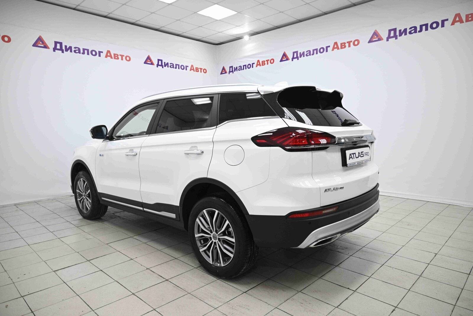 Geely Atlas Pro Flagship 1.5T DCT7 4WD