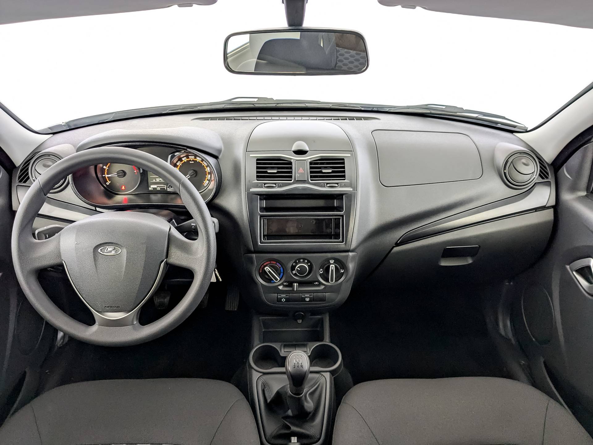 Lada Granta седан Classic 24 Кондиционер 1.6 90hp 5MT