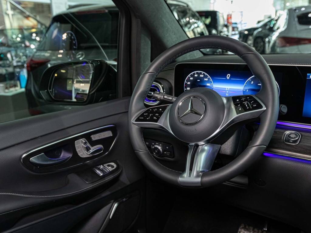 Mercedes-Benz V 300 d EL Avantgarde 4MATIC