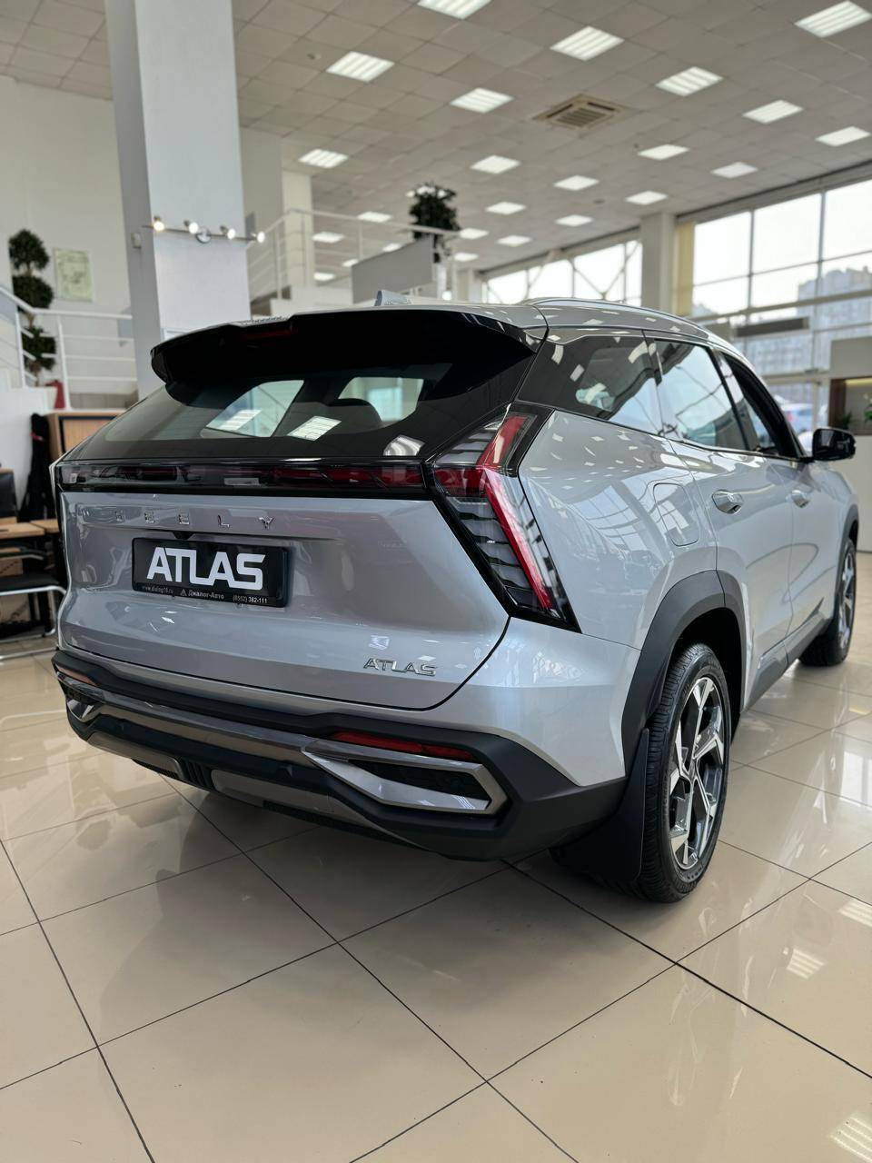 Geely Atlas Luxury 2.0T 7DCT 2WD