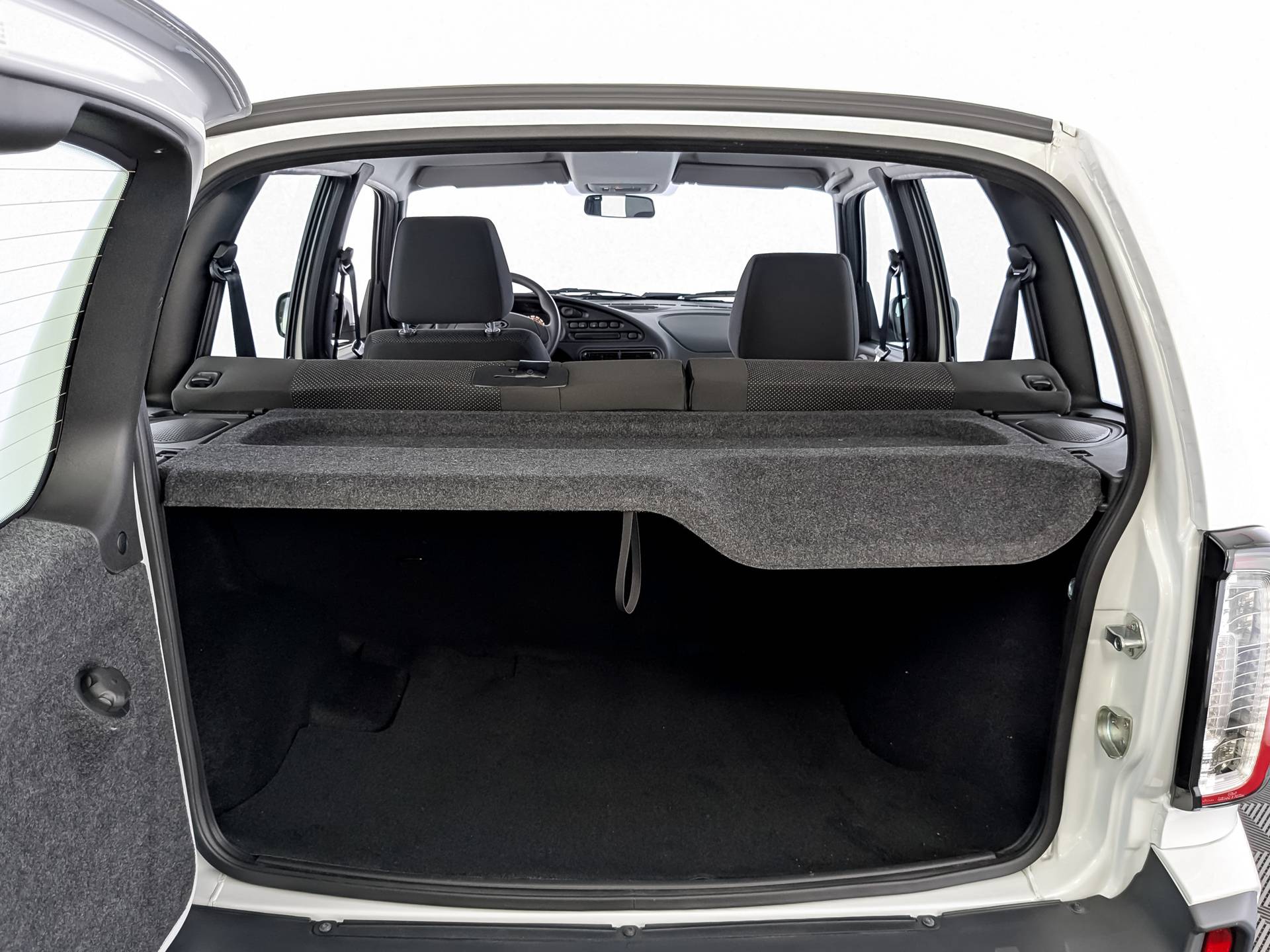 Lada Niva Travel Classic 24 1.7 80hp 5MT