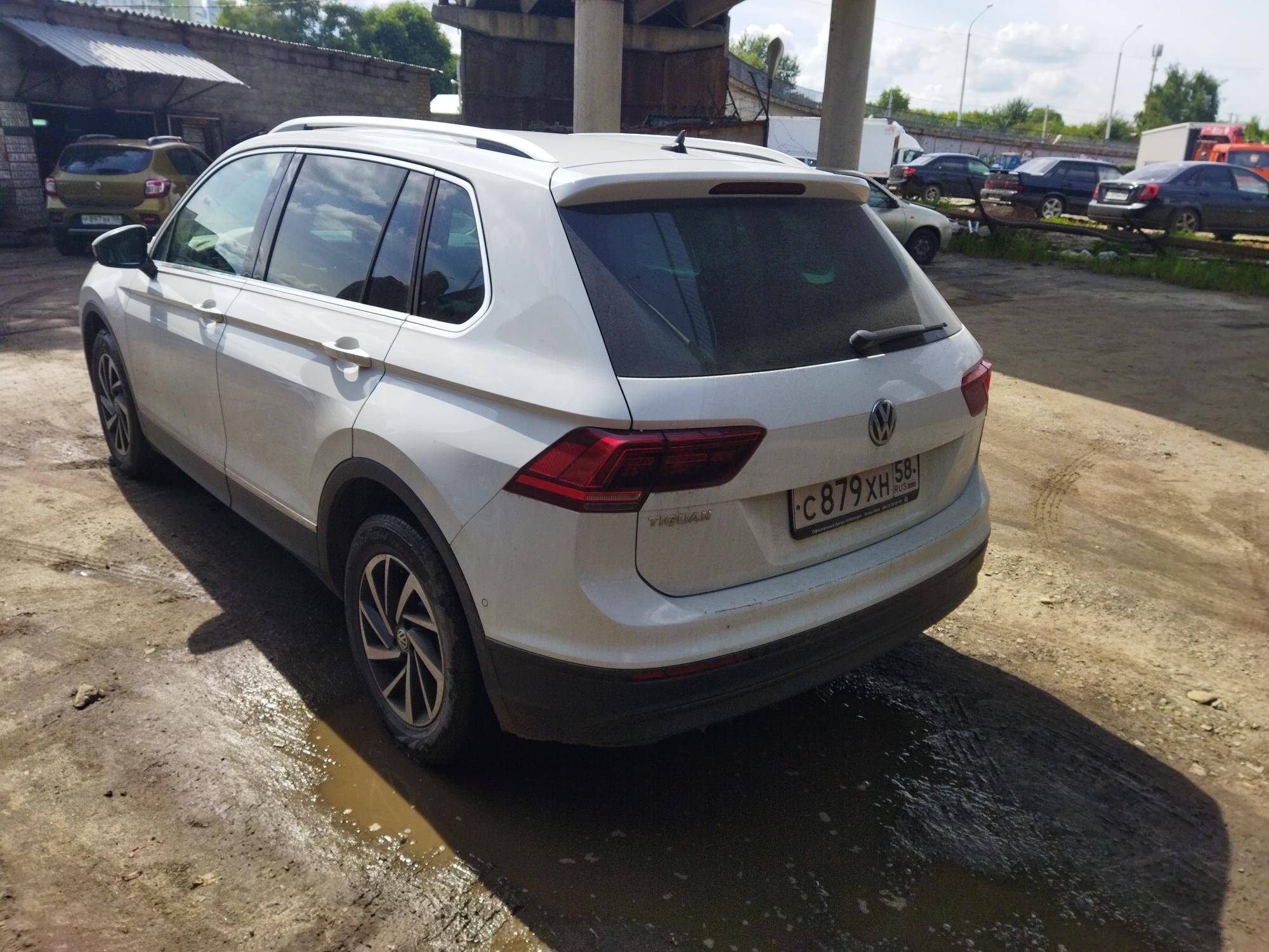 Volkswagen Tiguan Лот 000003447