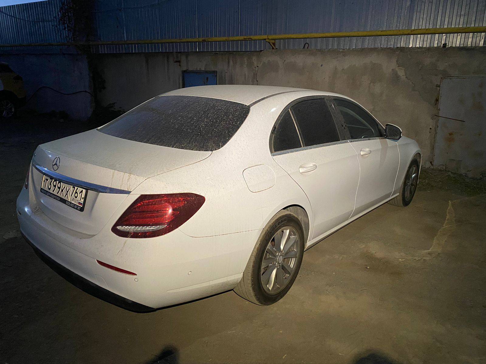 Mercedes-Benz E седан Лот 000005118