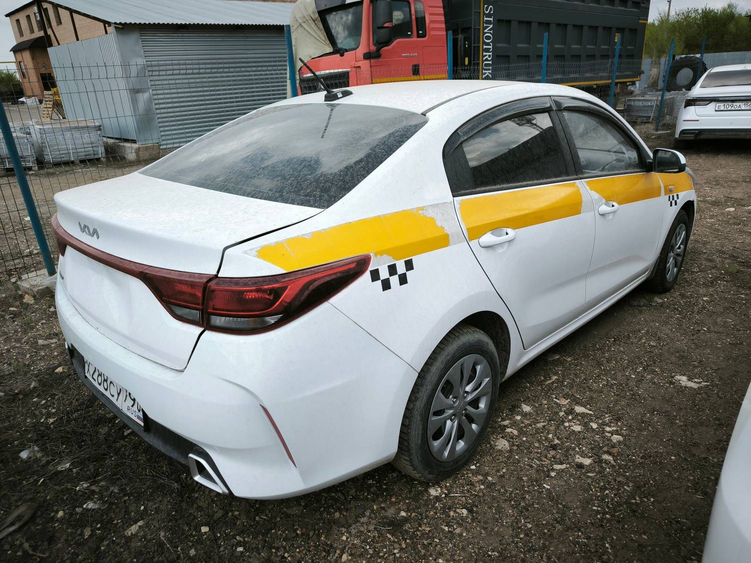 KIA Rio Лот 000008437