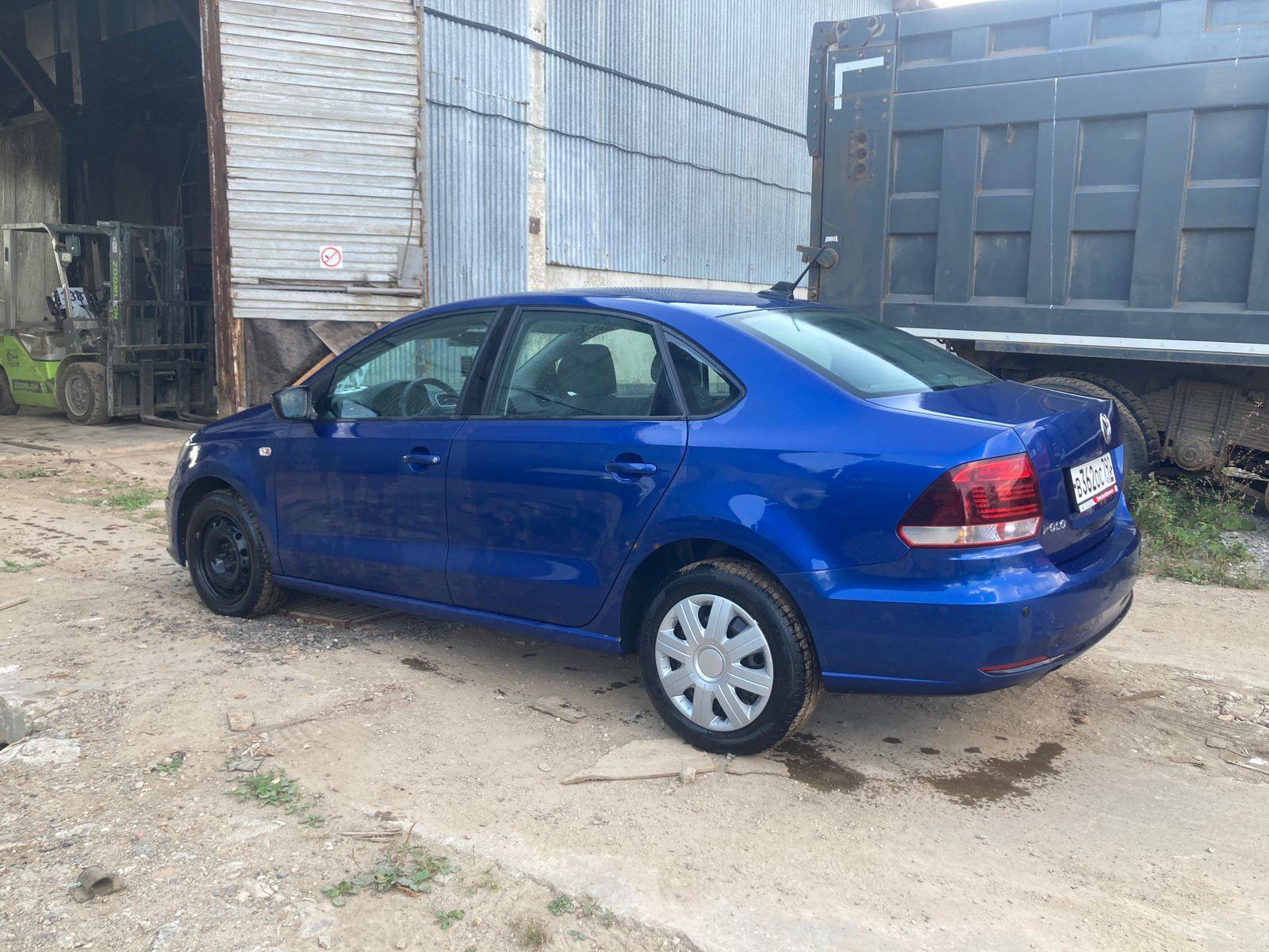 Volkswagen Polo Лот 000003415