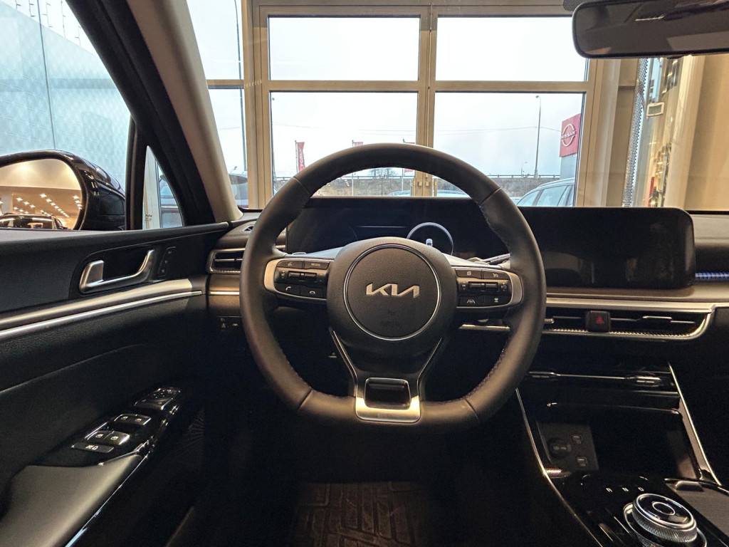 KIA K5 GT Line Ultimate 2.0 8AT 240 hp