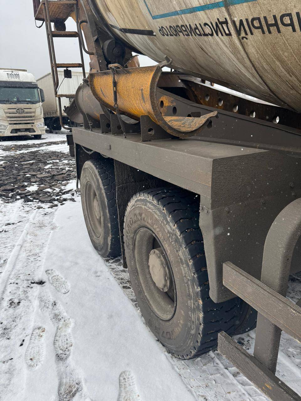 HOWO ZZ5407GJBS3667E 8x4 Лот 000008128