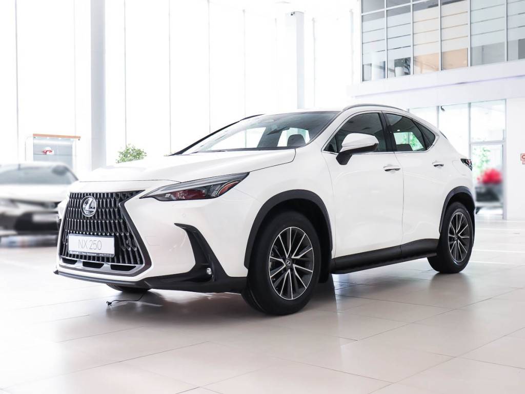 Lexus NX 350 - Белый