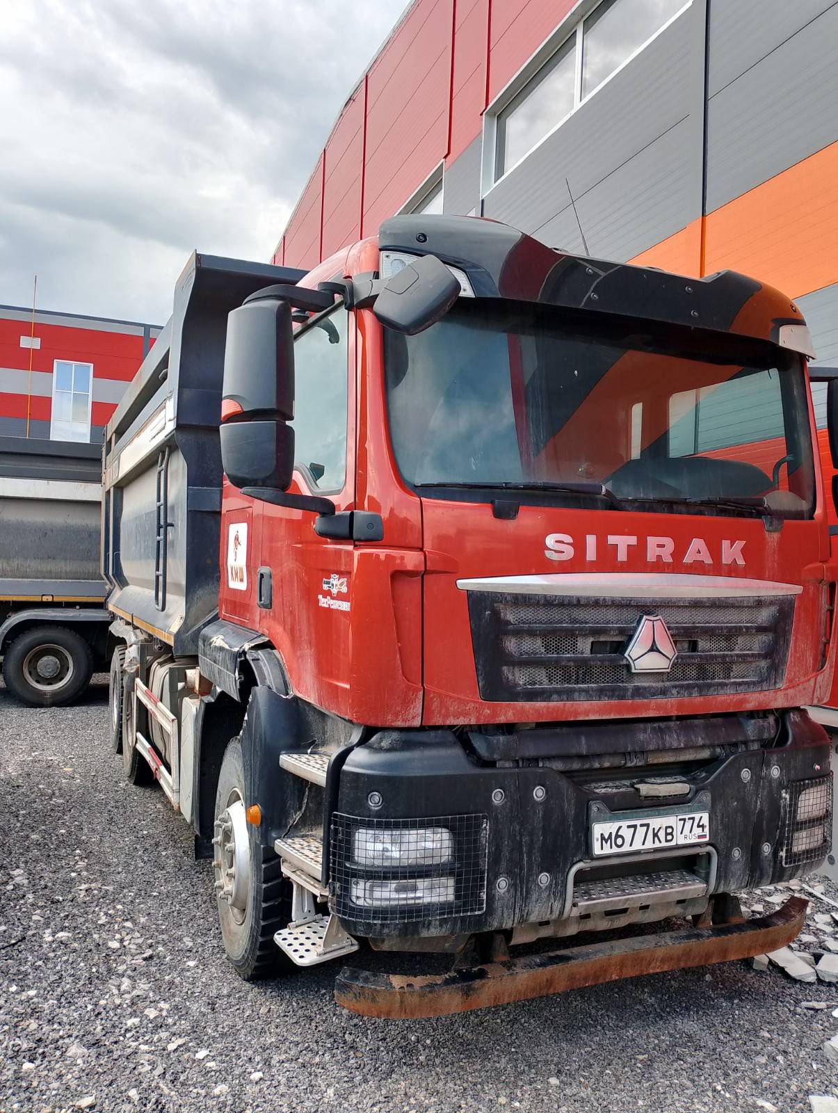 Sitrak ZZ3256V384ME Лот 000001575