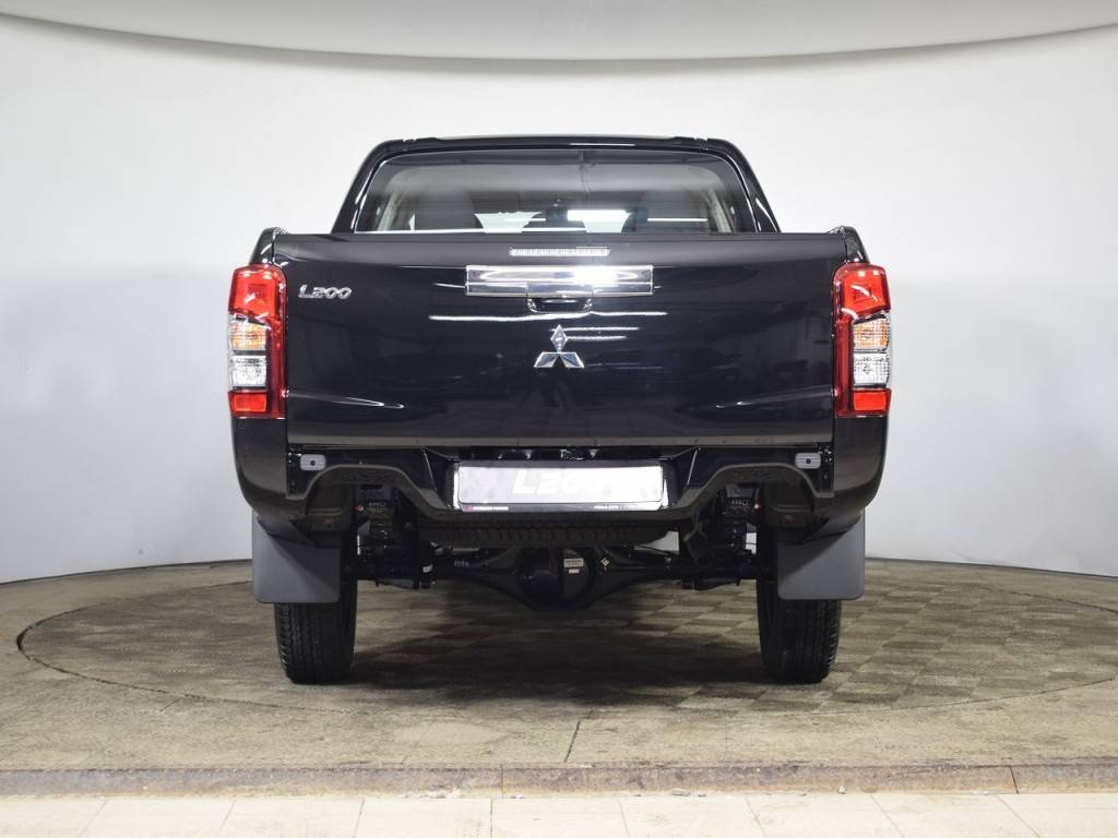 Mitsubishi L200 DC GL 2.4d 6MT