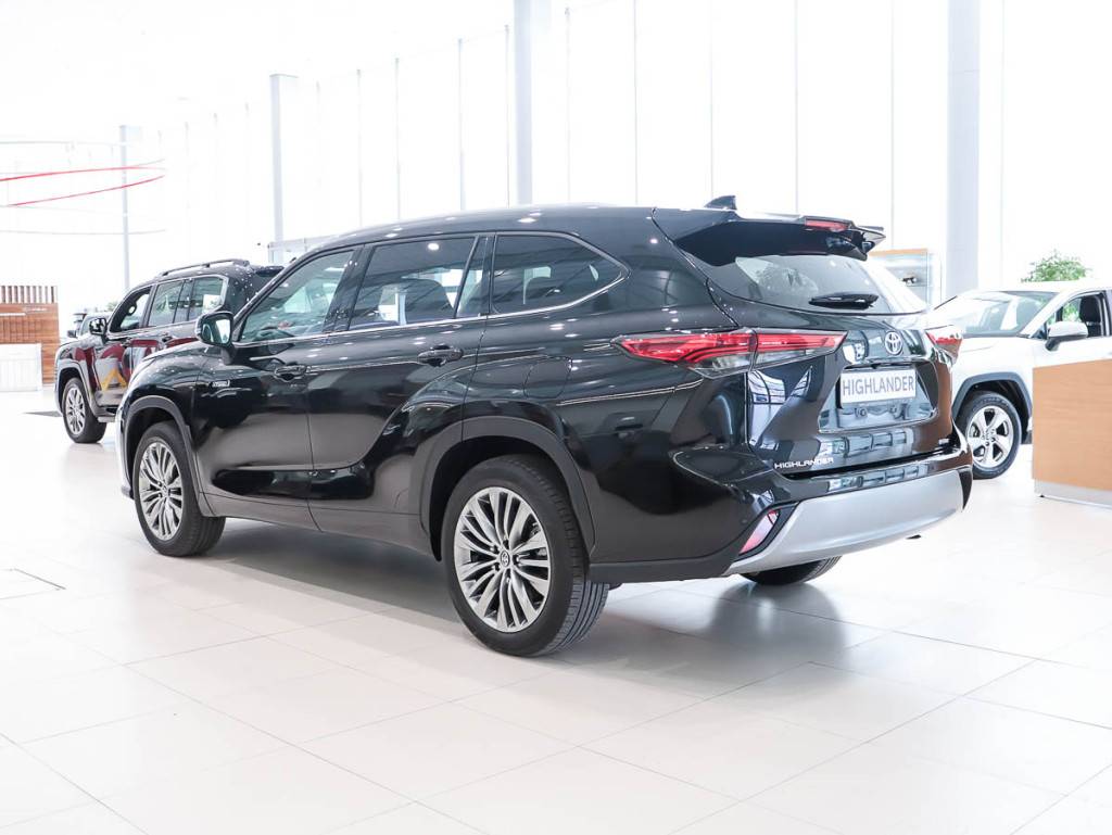 Toyota Highlander Premium 380T 2.0 АКП