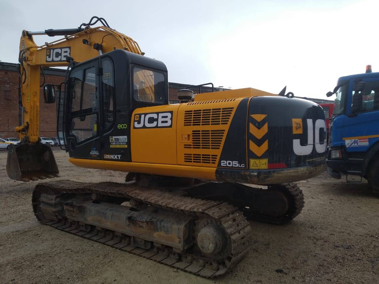 JCB JS205LC