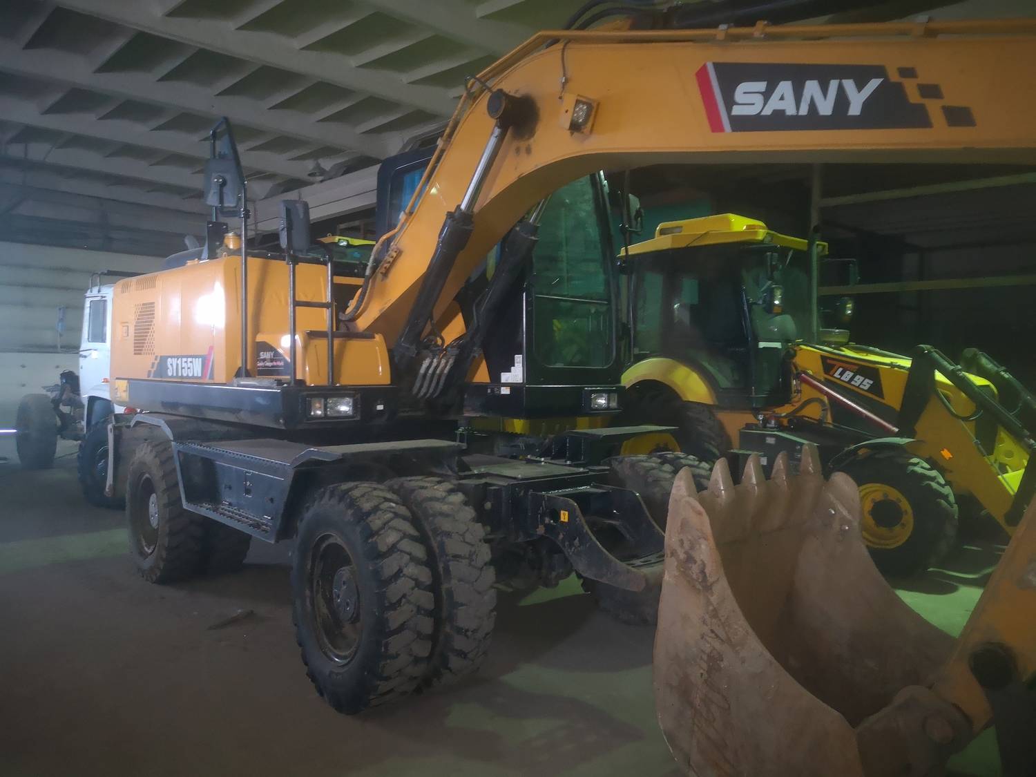 SANY SY155W Лот 000000430