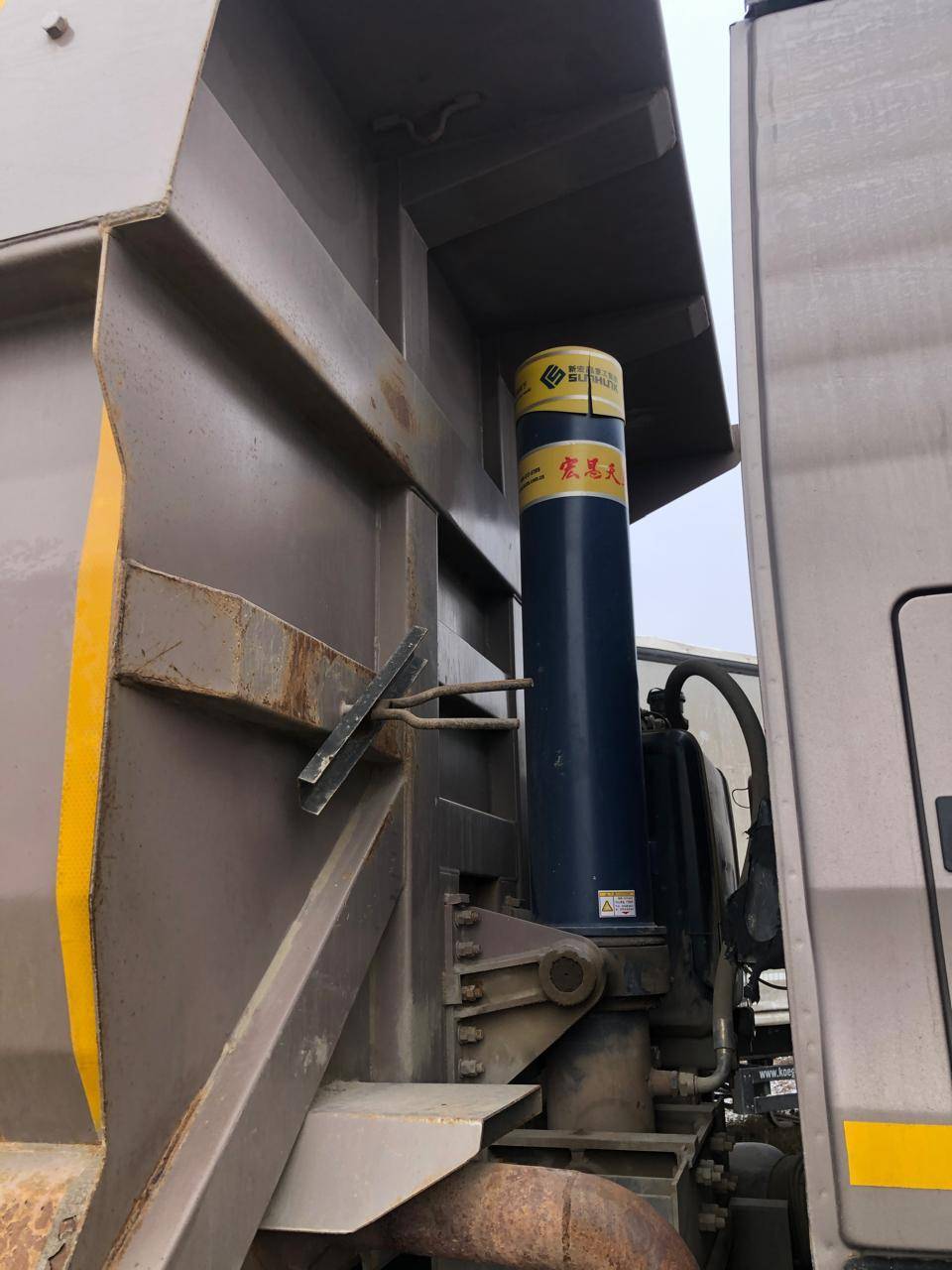 HOWO ZZ3317V386GE1 8х4 Лот 000008372