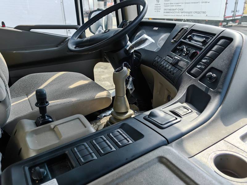 Daewoo NOVUS 4x2