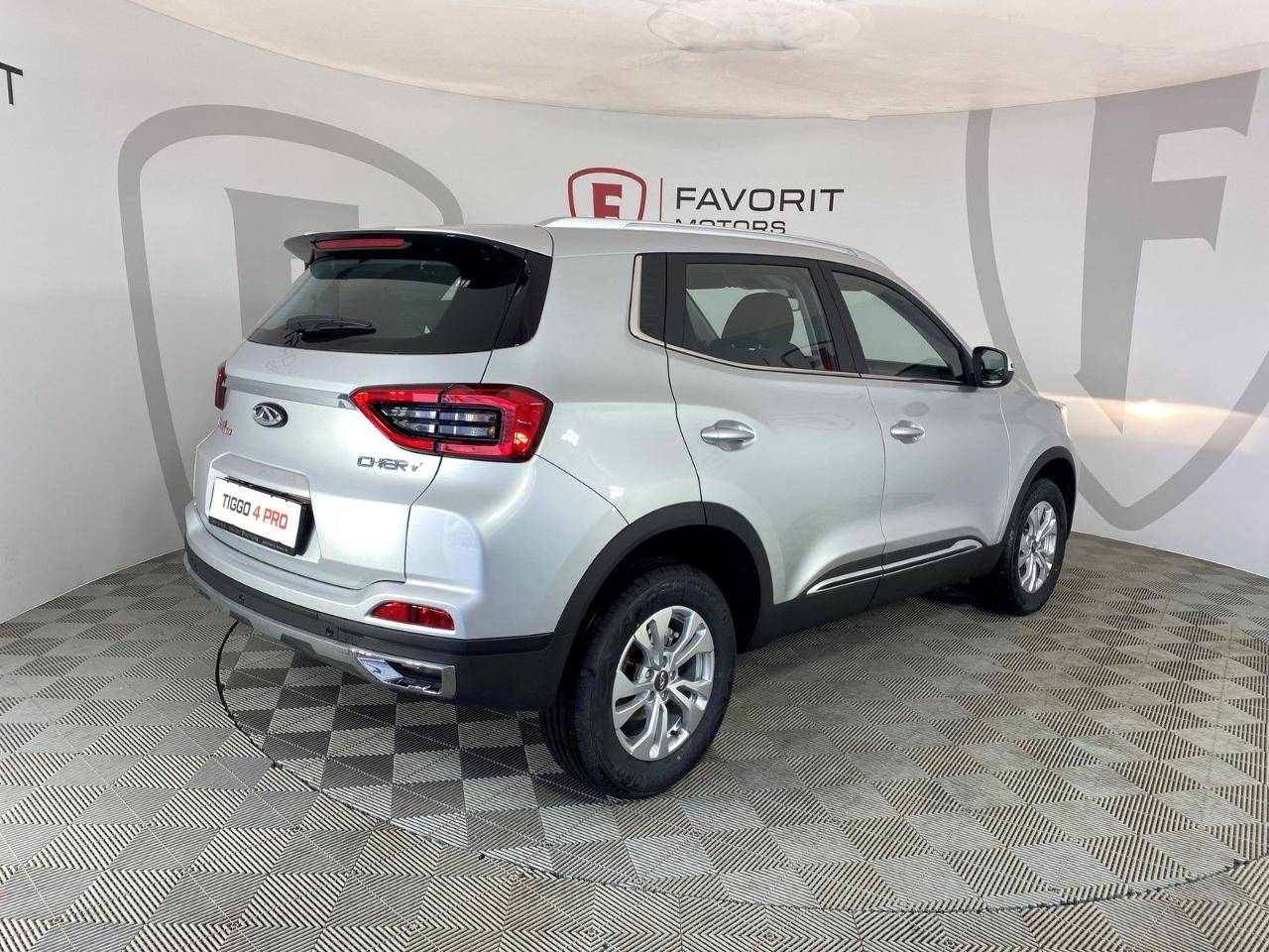 Chery Tiggo 4 PRO Action