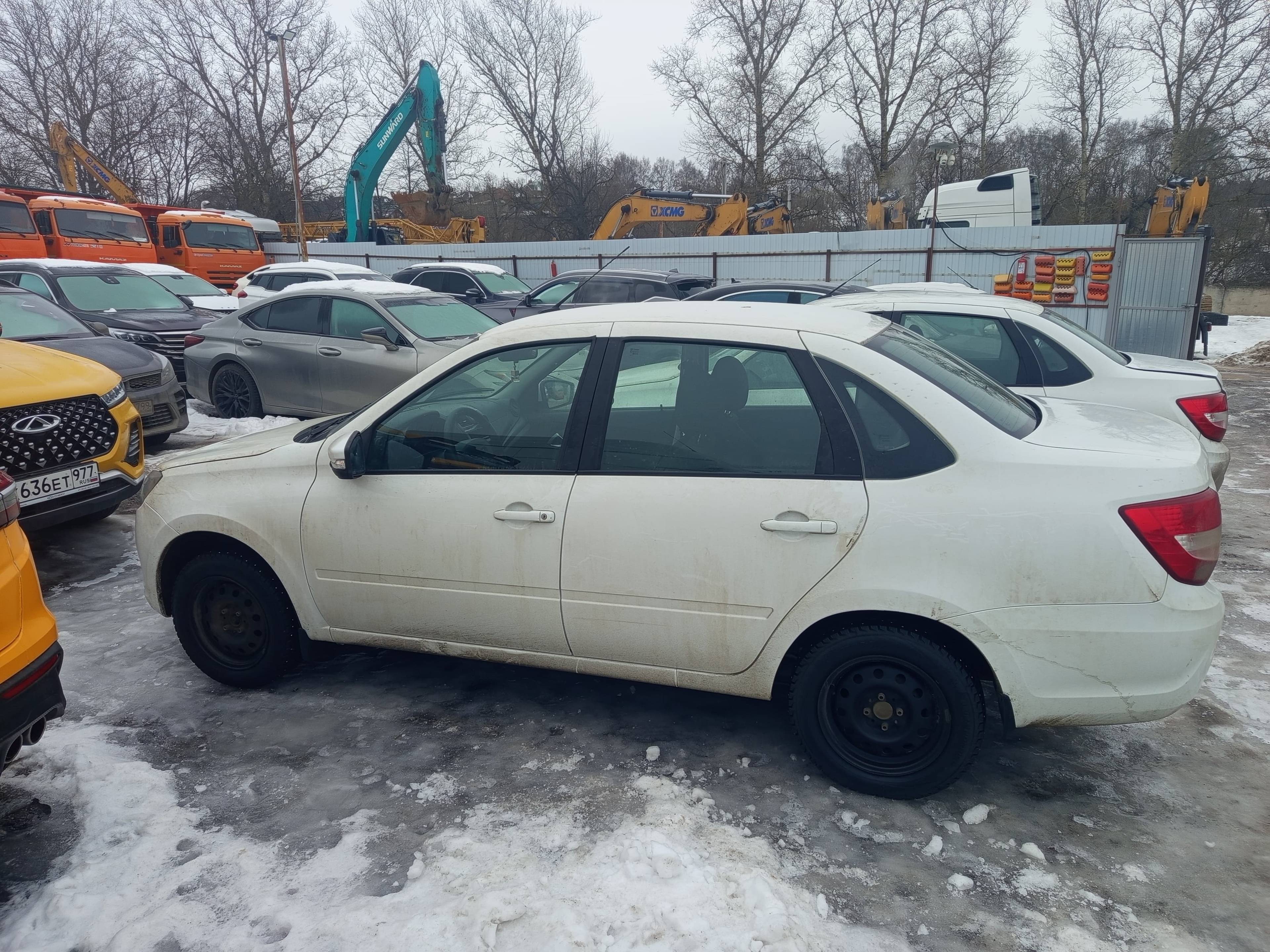 Lada Granta седан Лот 000005799